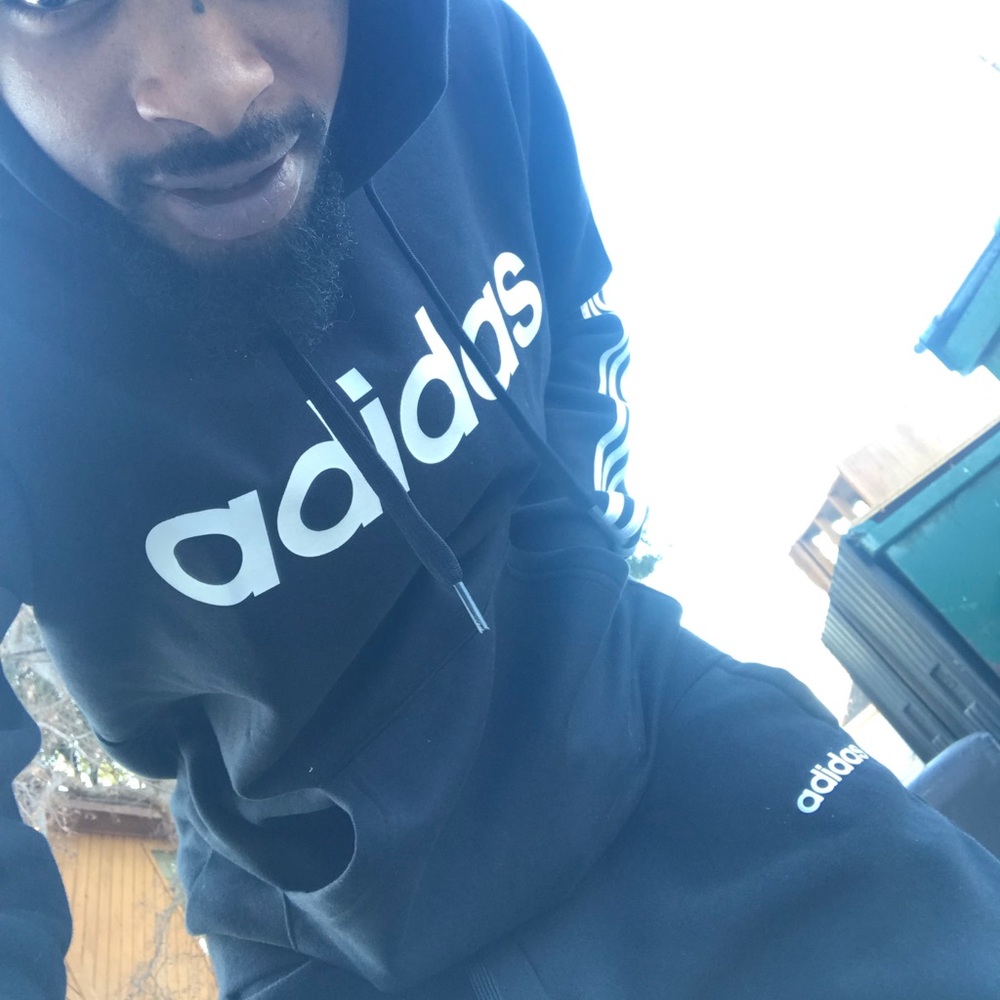 Addias Sweatsuit